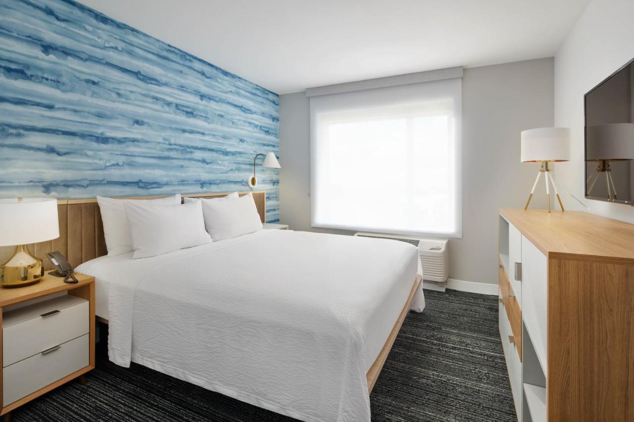 Towneplace Suites By Marriott Tampa Casino Area Orient Park エクステリア 写真